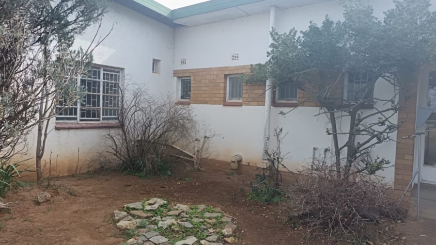 Bedroom Property for Sale in Philippolis Free State